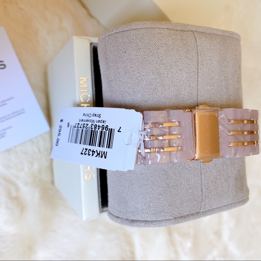 Michael Kors 39mm Rose-Tone Glitz Bracelet Watch - Picture 3 of 5